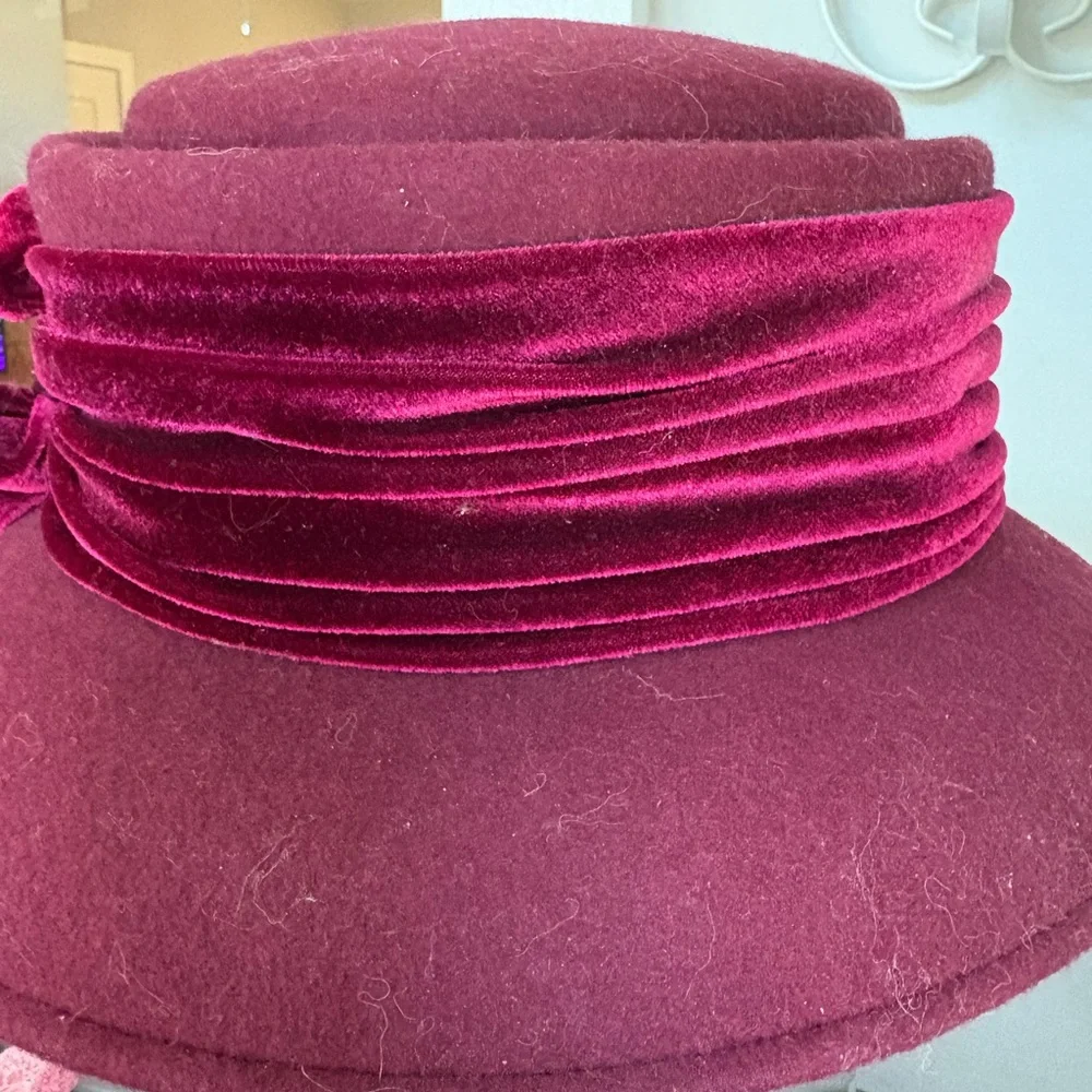 Vintage Elegant Deep Burgundy Hat by SETMAR New York